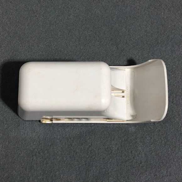 Pampered Chef Adjustable Sliding Measuring Cup  1/4 - 1 Cup, 50 - 250 ml - Picture 4 of 6